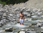 Helmut beim Baden